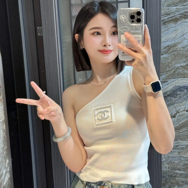 ONE SHOULDER TOP 624508 IN WHITE COTTON MULTICOLOR LOGO