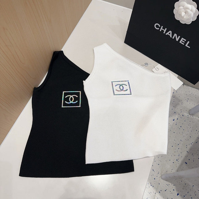 ONE SHOULDER TOP 624508 IN WHITE COTTON MULTICOLOR LOGO