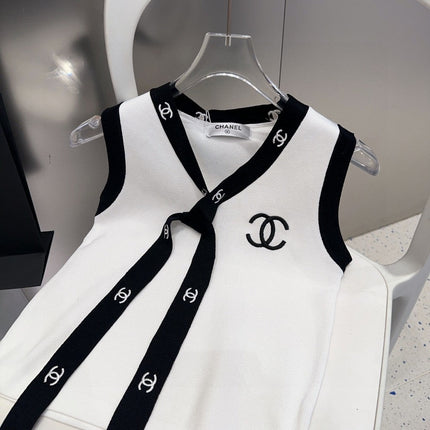 TANK TOP 624514 IN WHITE COTTON RIBBED BLACK TRIM AND BOW