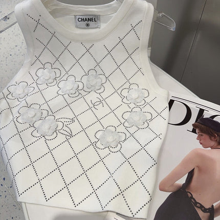 TANK TOP 633204 IN WHITE COTTON RIBBED KNIT EMBOSSED FLORAL