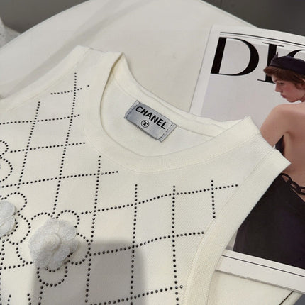 TANK TOP 633204 IN WHITE COTTON RIBBED KNIT EMBOSSED FLORAL