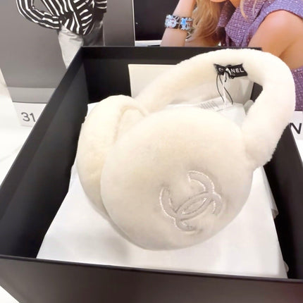 CHANEL 25S SKI EARMUFFS 928760