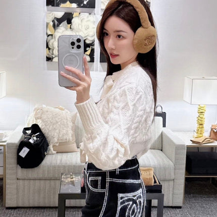 CHANEL 25S SKI EARMUFFS 928761