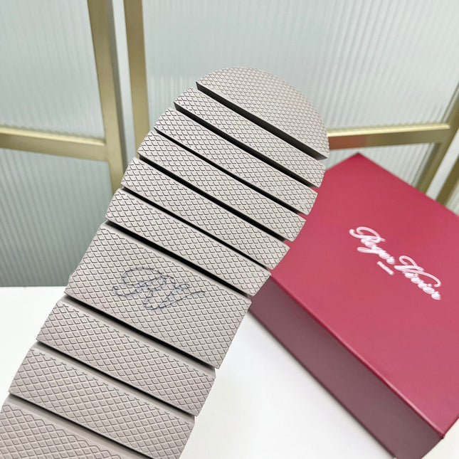 VIV’ WINTER FUR STRASS BUCKLE ANKLE BOOTS IN LIGHT GREY SUEDE