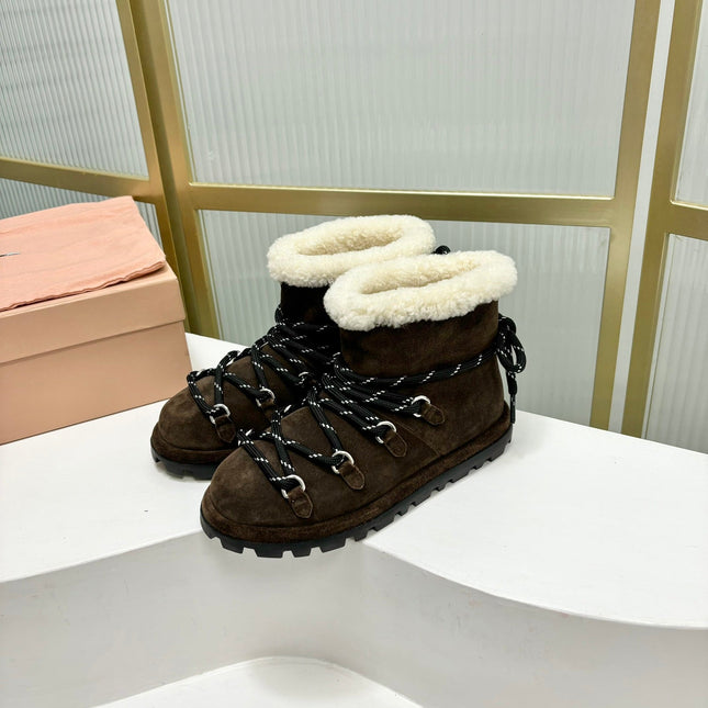 LACE-UP ANKLE BOOTS IN CHOCOLATE SUEDE AND FLEECE LINING