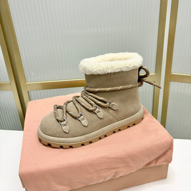 LACE-UP ANKLE BOOTS IN BEIGE SUEDE AND FLEECE LINING