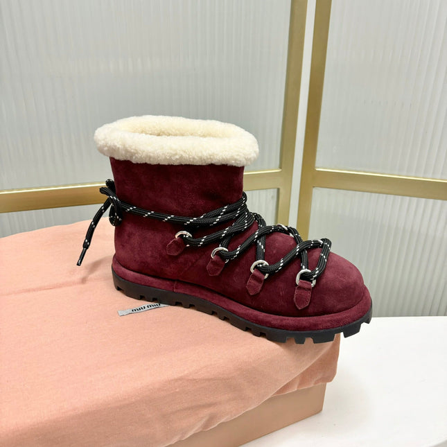 LACE-UP ANKLE BOOTS IN BERRY RED SUEDE AND FLEECE LINING