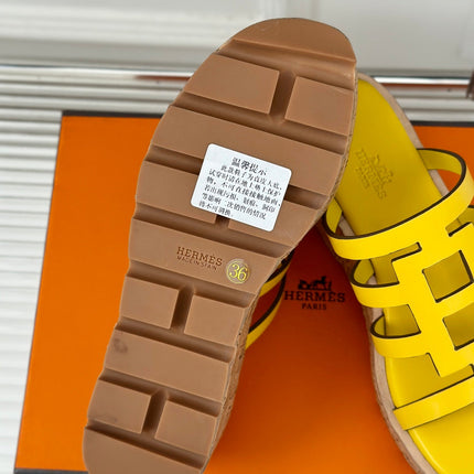 ISABELLA SANDAL LEMON CALFSKIN