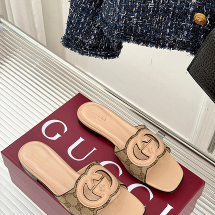 SLIDE SANDALS IN BEIGE CALFSKIN