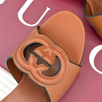 MID-HEEL MULE IN RUST BROWN CALFSKIN