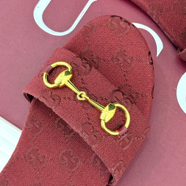 SLIDE SANDALS IN RED FABRIC EMBOSSED LOGO