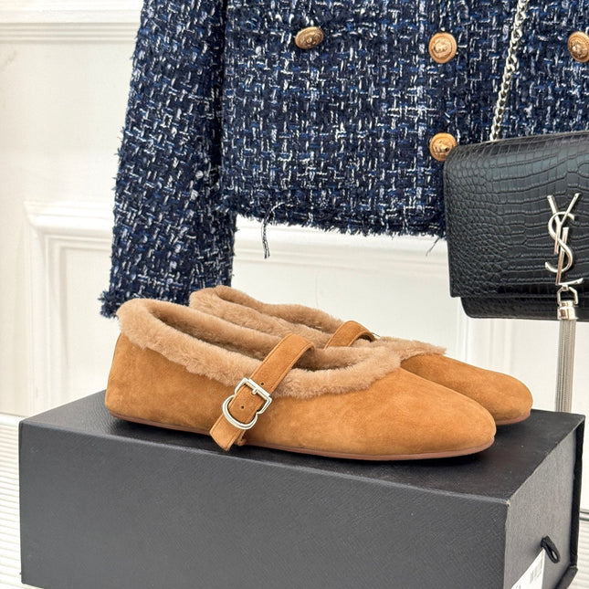 SHEARLING BALLET FLATS IN TAN BROWN SUEDE