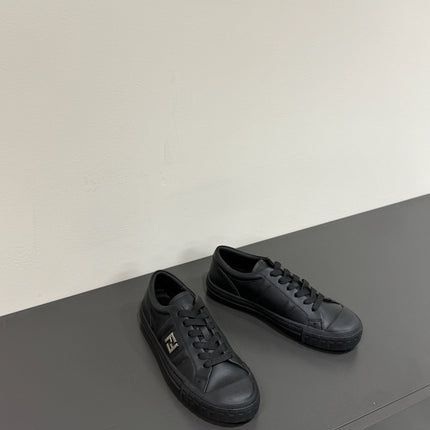 FF TRAINER SNEAKER IN BLACK CALFSKIN