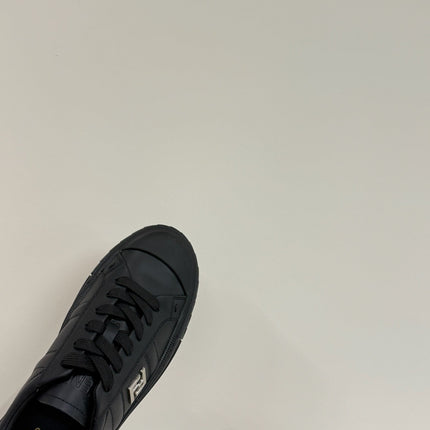 FF TRAINER SNEAKER IN BLACK CALFSKIN