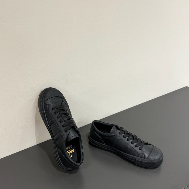 FF TRAINER SNEAKER IN BLACK CALFSKIN