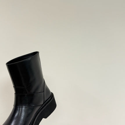 VIV' RANGERS CHELSEA ANKLE BOOTS IN BLACK CALFSKIN WITH BLACK CRYSTAL BUCKLE