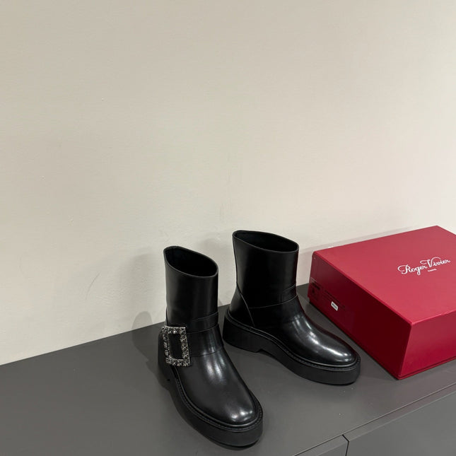 VIV' RANGERS CHELSEA ANKLE BOOTS IN BLACK CALFSKIN WITH BLACK CRYSTAL BUCKLE