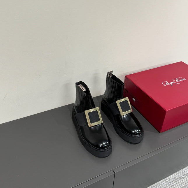 VIV' RANGERS CHELSEA BOOTIES IN BLACK CALFSKIN GOLD BUCKLE