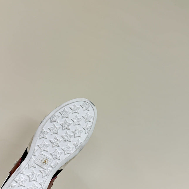 LACE-UP BOOTS IN BEIGE SUEDE AND NAVY MESH