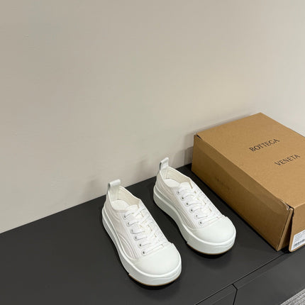 VULCAN PLATFORM SNEAKER IN WHITE CANVAS AND LAMBSKIN