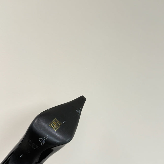 JEANNE HIGH PUMPS IN BLACK PATENT CALFSKIN