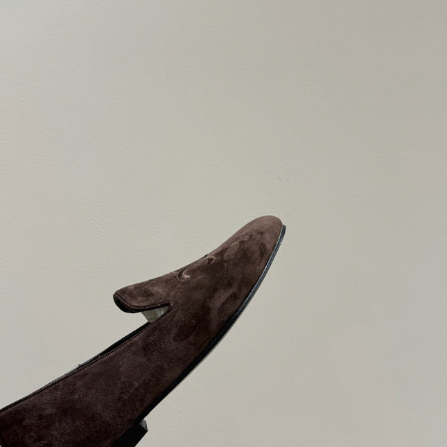 LOAFERS IN CHOCOLATE BROWN SUEDE EMBROIDERED LOGO