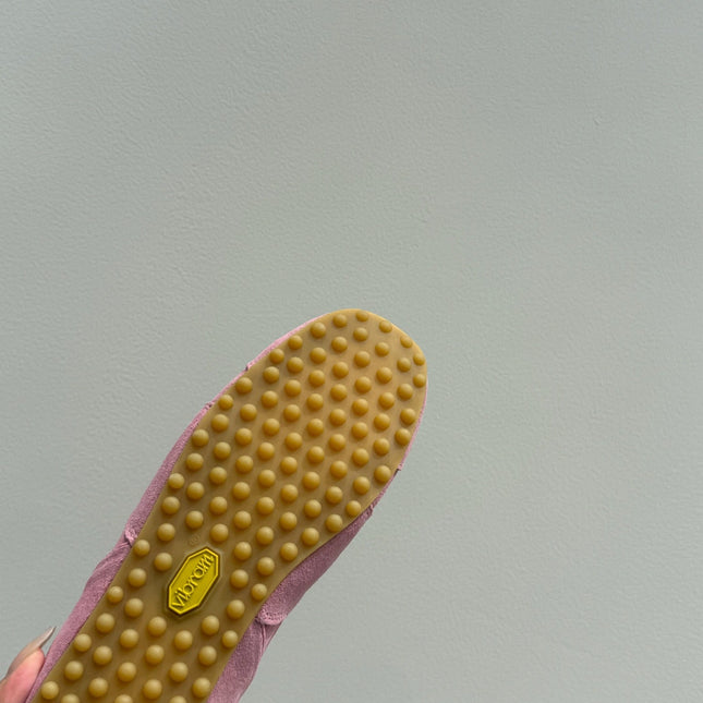 LACE-UP SNEAKER IN PINK SUEDE