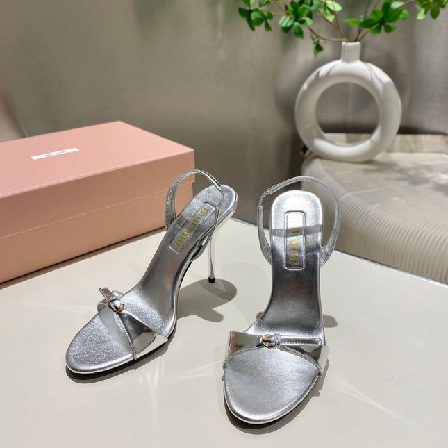 TWO STRAP HIGH HEELED SANDALS IN SILVER METALLIC GLOSSY SHEEPSKIN