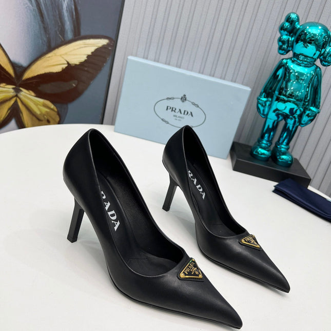 HIGH-HEEL PUMPS IN BLACK SHEEPSKIN