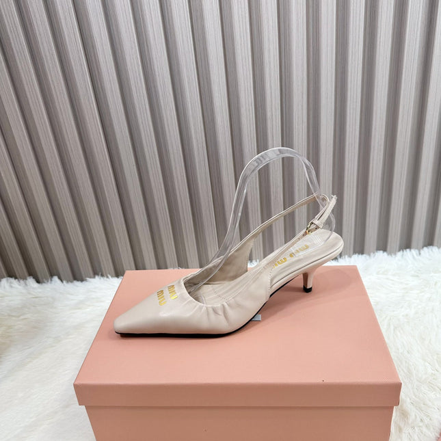 POINTED-TOE SLINGBACK IN BEIGE LAMBSKIN