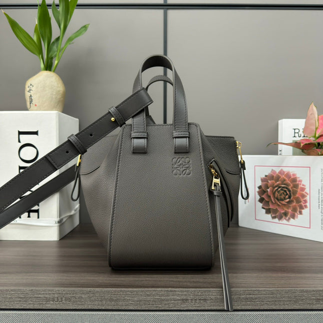 LOE 20 HAMMOCK COMPACT BAG IN UMBER BROWN CALFSKIN