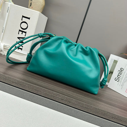 LOE MEDIUM 30 FLAMENCO PURSE BUCKET IN TEAL GREEN LAMBSKIN