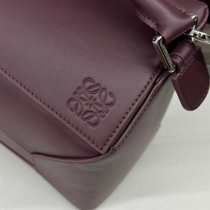 LOE PUZZLE 33 BAG IN WINE PURPLE CALFSKIN