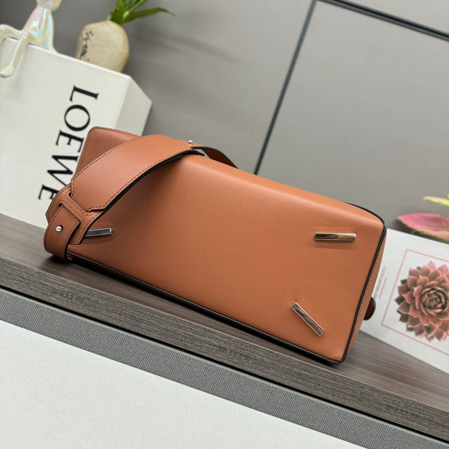 LOE PUZZLE 33 BAG IN BRONZE BROWN CALFSKIN