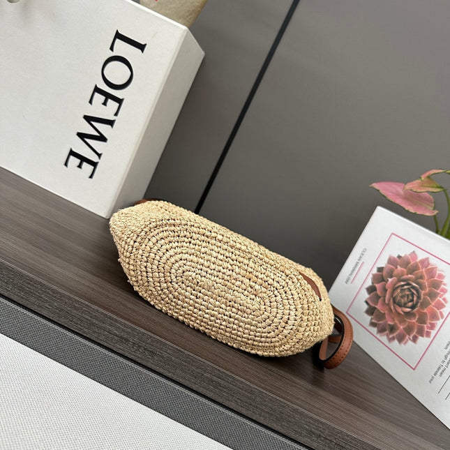 LOEWE 25S SLIT POCHETTE BAG 27 IN NATURAL CALFSKIN SHOULDER STRAP