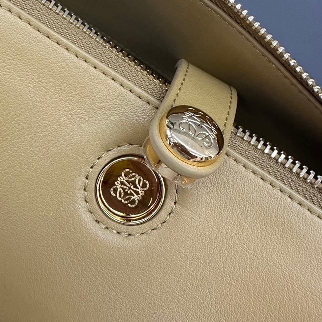 LOEWE 25S MEDIUM MADRID BAG 23 IN SAND YELLOW CALFSKIN GOLD HARDWARE