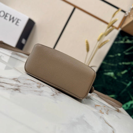 LOEWE 25S PUZZLE EDGE BAG 18 IN WALNUT BROWN CALFSKIN GOLD HARDWARE