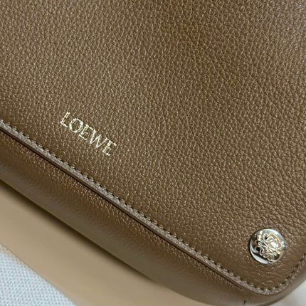 LOEWE 25S PEBBLE BAG 23 IN DARK TAUPE CALFSKIN SILVER HARDWARE