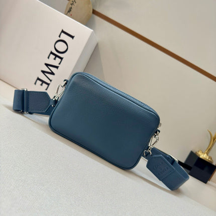 LOEWE 25S PEBBLE BAG 20 IN STEEL BLUE CALFSKIN SILVER HARDWARE