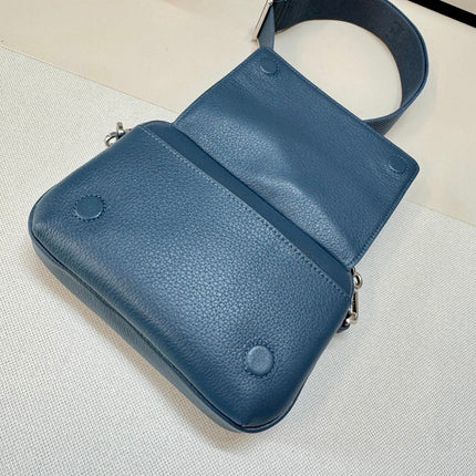 LOEWE 25S PEBBLE BAG 20 IN STEEL BLUE CALFSKIN SILVER HARDWARE