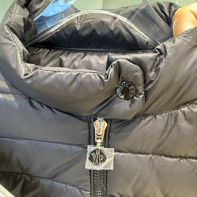 MONCLER 25S DOWN JACKET IN BLACK 010