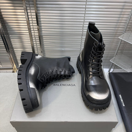 CHUNKY BOOTS IN BLACK MIX WHITE SMOOTH CALFSKIN