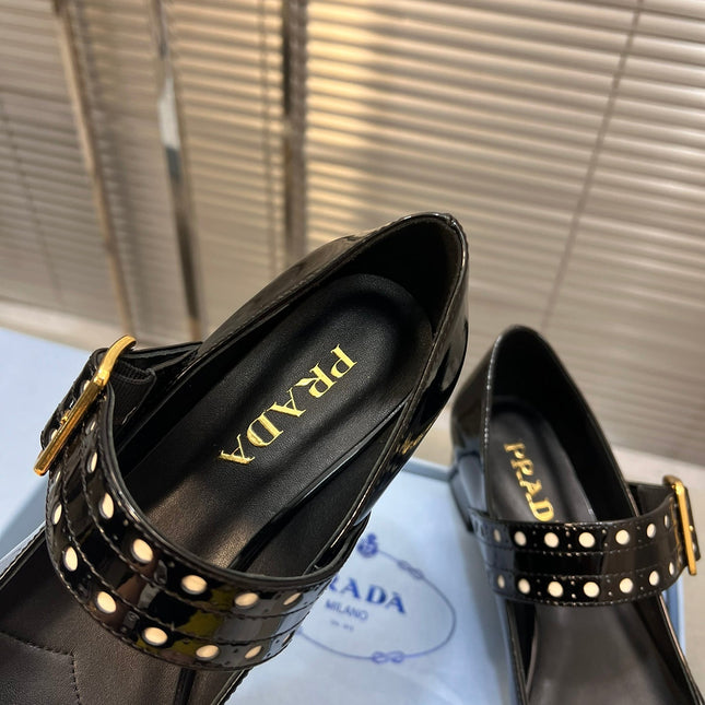 MARY JANE PUMPS IN BLACK GLOSSY CALFSKIN