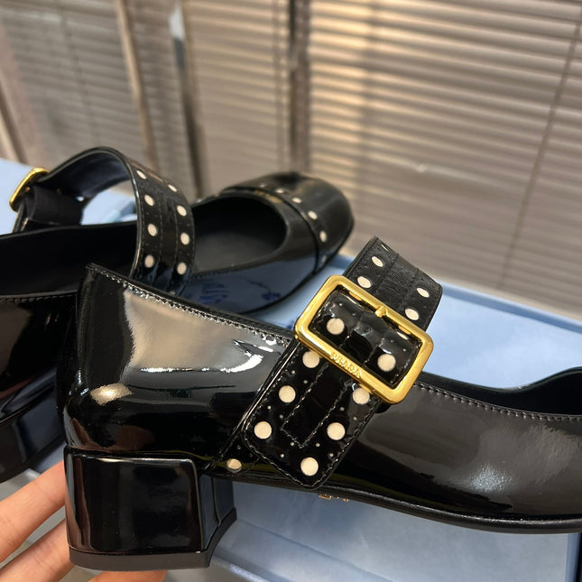 MARY JANE PUMPS IN BLACK GLOSSY CALFSKIN