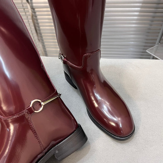 SLIM HORSEBIT KNEE BOOTS WITH WEB IN WINE RED GLOSSY CALFSKIN