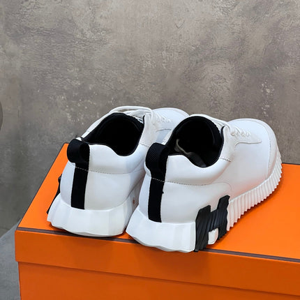 HM SNEAKERS WHITE AND GREY MESH AND H DETAIL SOLE