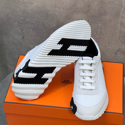 HM SNEAKERS WHITE AND GREY MESH AND H DETAIL SOLE