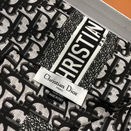 DIOR SCARF 90 IN SILK 704589