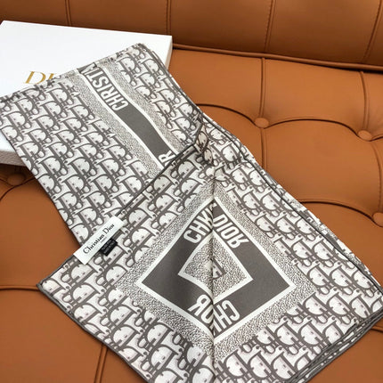 DIOR SCARF 90 IN SILK 704590