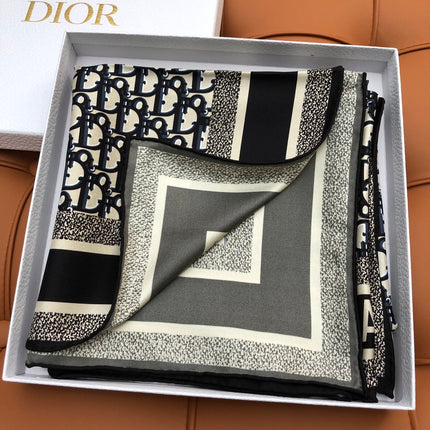 DIOR SCARF 90 IN SILK 704592